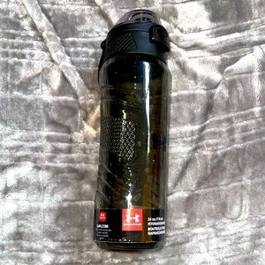 Under armor water bottle